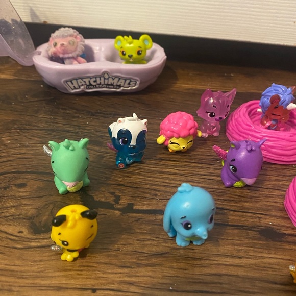 Hatchimal Mini Figurine Bundle of 27 - Picture 5 of 5